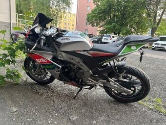 Aprilia rs4 125