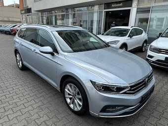 VW Passat B8 Elegance 2.0TDI 110kW DSG VIRTUAL ACC Panorama