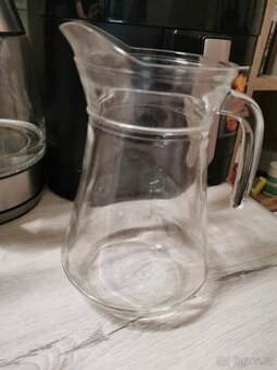 Sada sklenic a džbán 0,5 l