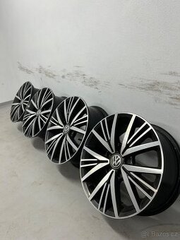 VW Golf 7 alu kola R16