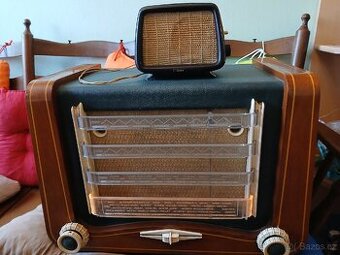 Stare radio Tesla Máj a bekelitový reproduktor,rozhlas Tesla