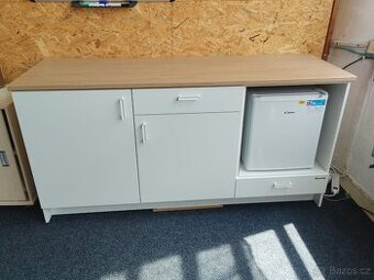 IKEA KNOXHULT Spodní skříňka s dvířky a zásuvkou,180cm