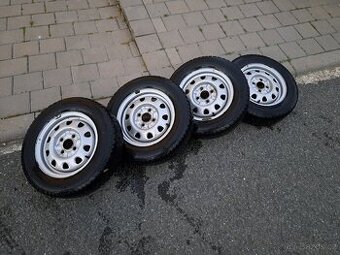 Kola 165/70 R13 - zimní Barum