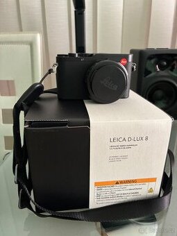 Leica D-LUX 8 + popruh Peak design