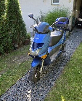 Aprilia Leonardo 125 - defacto vše nové 10 kw