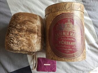 Starý rukávník, štucl -kompletní set s pouzdrem