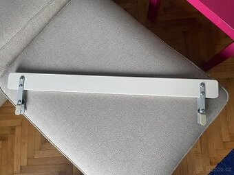 Zábrana Vikare IKEA na dětskou postel