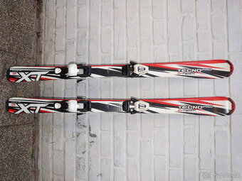 Carvingové dětské lyže 120 cm TecnoPro, bezvadný stav.