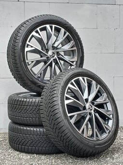 Zánovní zimní orig alu Škoda Karoq 215/50/18 vzorek 9mm