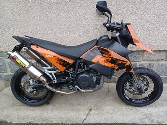 KTM LC4 690 SM - DOKLADY