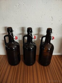 2l láhve s patentním uzávěrem, pivovar Břevnov.