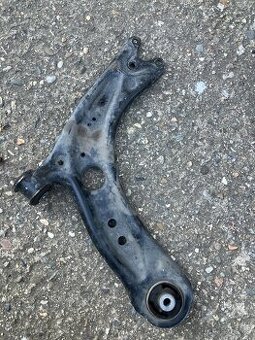 rameno predni napravy 5WA407152A