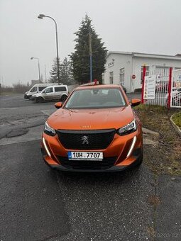 Peugeot 2008 1.2 VTi, r. 2021, 1. majitel, 103 000 km