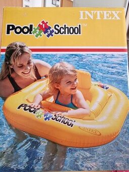 Kruh na plavání se sedátkem