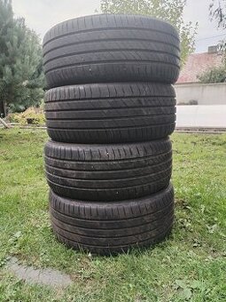 Prodám sadu letních pneu 225/45 R17