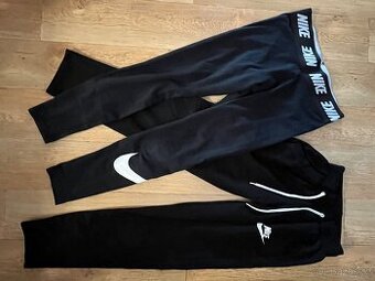 Leginy a teplaky Nike vel M
