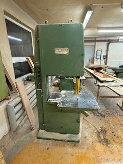 Pásová pila na dřevo ŻNIN RSC-65 – průmyslová, litinová