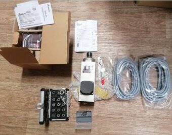 Prodám CNC vřeteno 2,2 kW, AC měnič, sadu kleštin a kabely