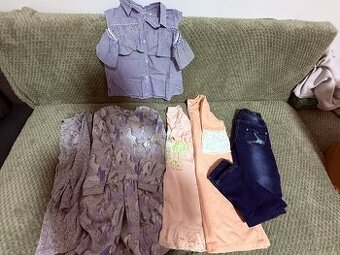 Krásný set oblečení pro holčičku