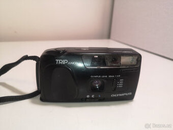 1990 Olympus Trip Junior 35mm Fotoaparát