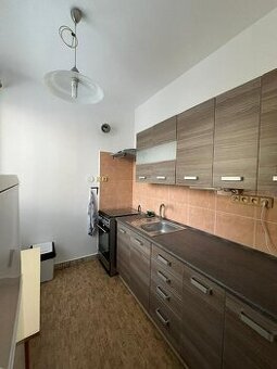 Pardubice - 1+1 30m2, Na Hrádku