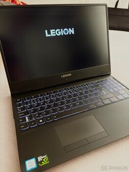 herní notebook Lenovo Legion