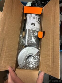 úhlová bruska aeg ws 6-115