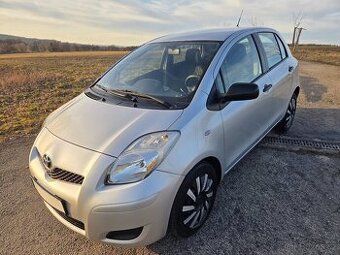 Toyota Yaris - 1.3 BENZÍN - STK 2028 - ČR - 120tis