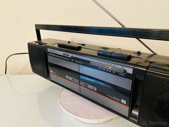 Radiomagnetofon Crown - SZ270N, 80.léta