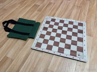 Šachovnice NEMAČKAVÁ neoprenová s taškou – turnajová velikos