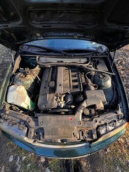 BMW e46 320i low budget drift