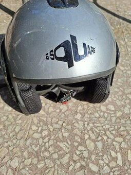 Helma na motorku,bez štítu, vel 58 cm