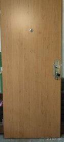 Protipožární dveře s bezpečnostní vložkou