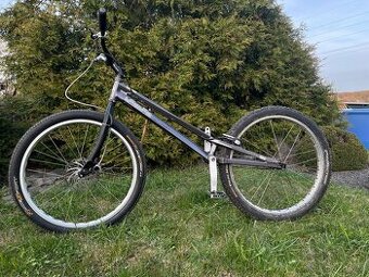 Trialové kolo 26 yaabaa stinger
