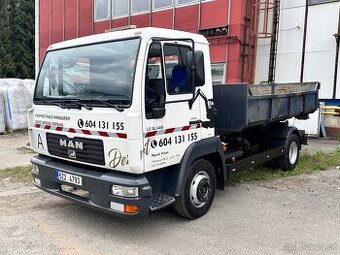 MAN L2000 hákový nosič kontejnerů DPH