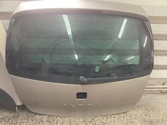 Páté 5. dveře Seat Altea 5P Facelift s oknem