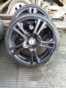 Prodám elektrony 235/35 R19 5x112 zimní pneu