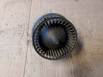 ventilátor topení Golf 3