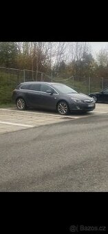 Opel Astra J 1.7 92kw - 1