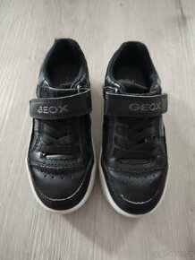 Dětské tenisky Geox vel. 28