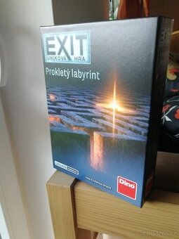 Únikovka Exit Prokletý labyrint - 1