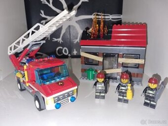 Lego hořící dům - 60003 - 1
