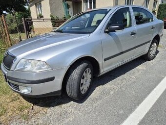 Škoda Octavia II, sedan 1,8TSi 118kW,serviska