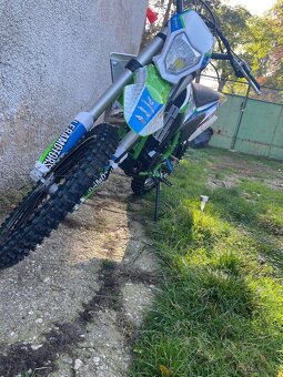 Pitbike 250 by apollo thunder