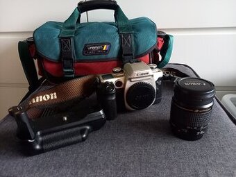 Canon EOS 50 + objektiv 28-80 + batery pack + brašna