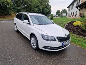 Škoda Superb 2 combi 2,0 TDI facelift , navi, xenony