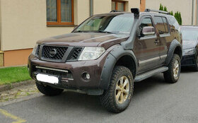 Nissan Pathfinder 3.0 V6 automat 7míst TOP STAV 2010