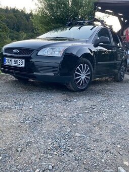 Focus Kombi 1.6 16V, po servisu, nová STK