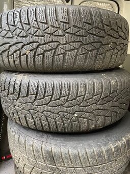 Zimní pneu 185/60 R15, disky Škoda, VW, Seat