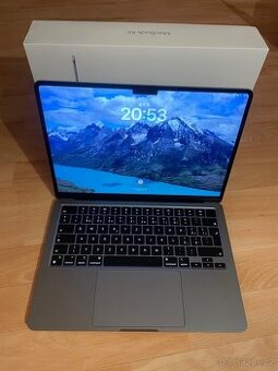 Apple MacBook Air M2 13” (2022) - 1